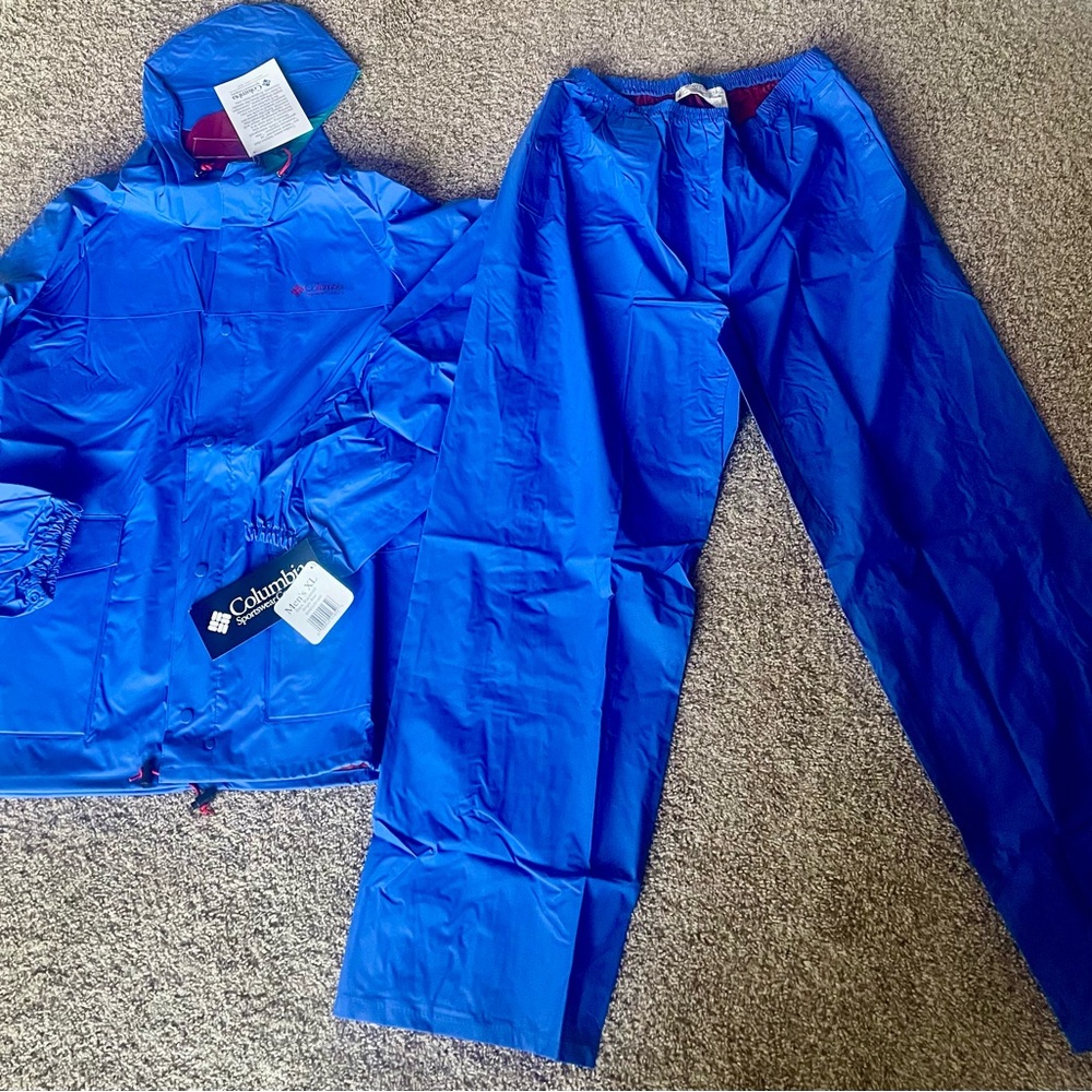 Columbia Vibrant Blue Rain Gear Set